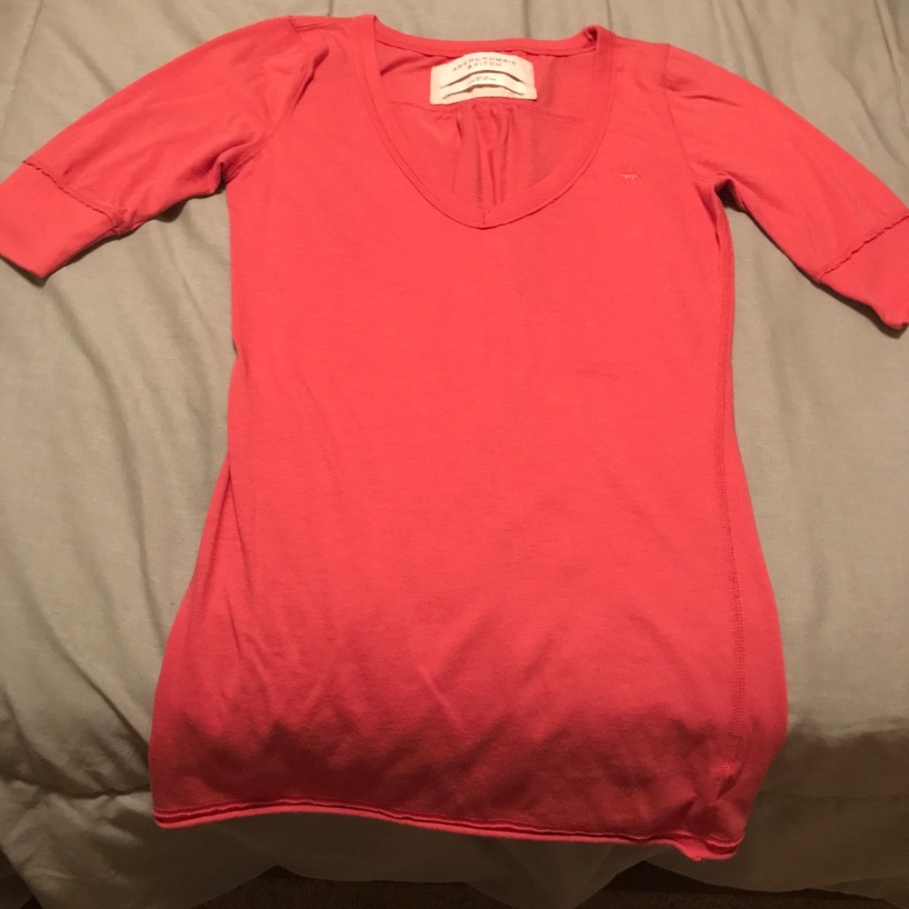 Women’s Abercrombie size M blouse in Coral EUC